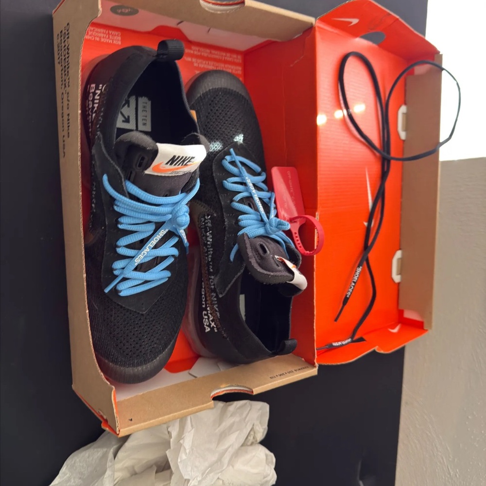 Nike Off-White Vapormax size 9
